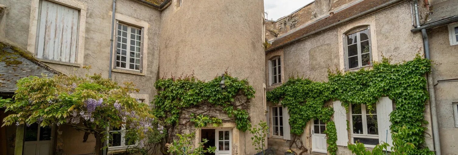 Maison 7 Pièces 284 m² à vendre à Corbigny (58800)