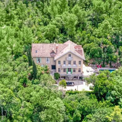 Maison 17 pièces 2590000 €