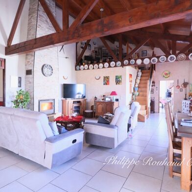 Maison 17 pièces 250000 €