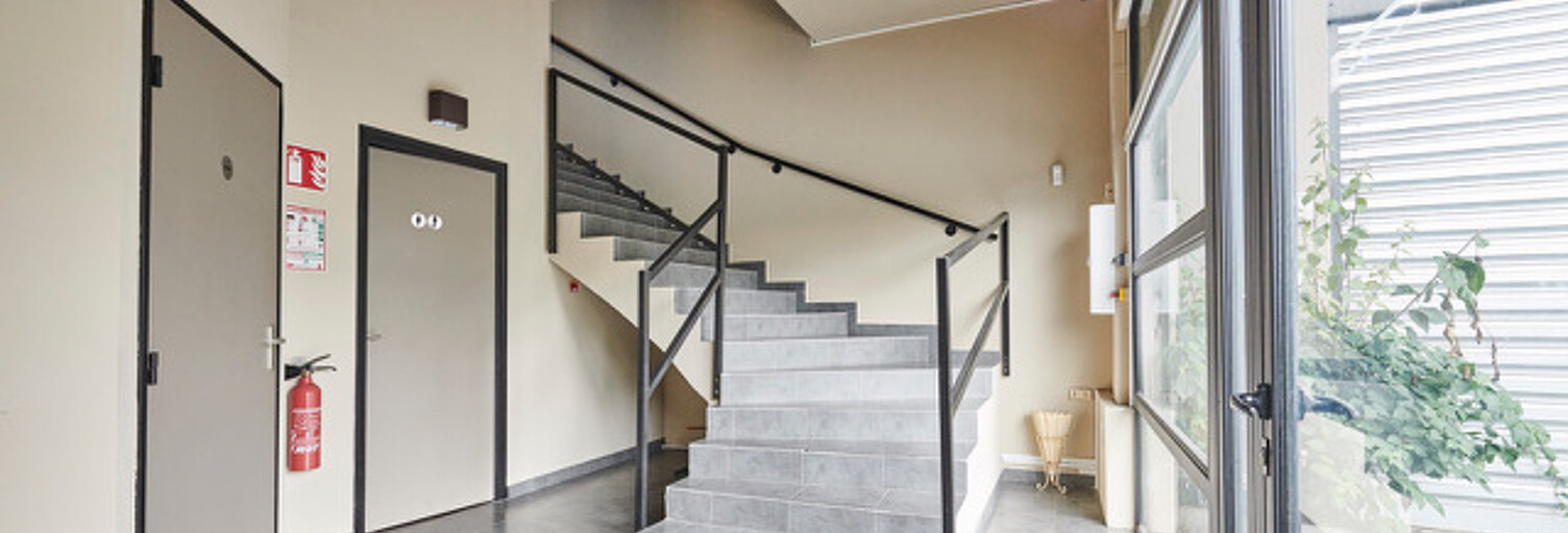 Bureau  313 m² à louer à Saint-André (97440)