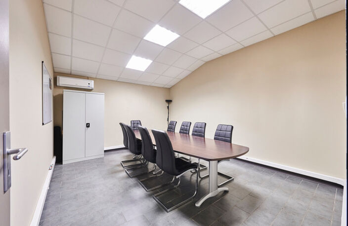 Jolis Bureaux 313 m² dans l'Est — photo 5