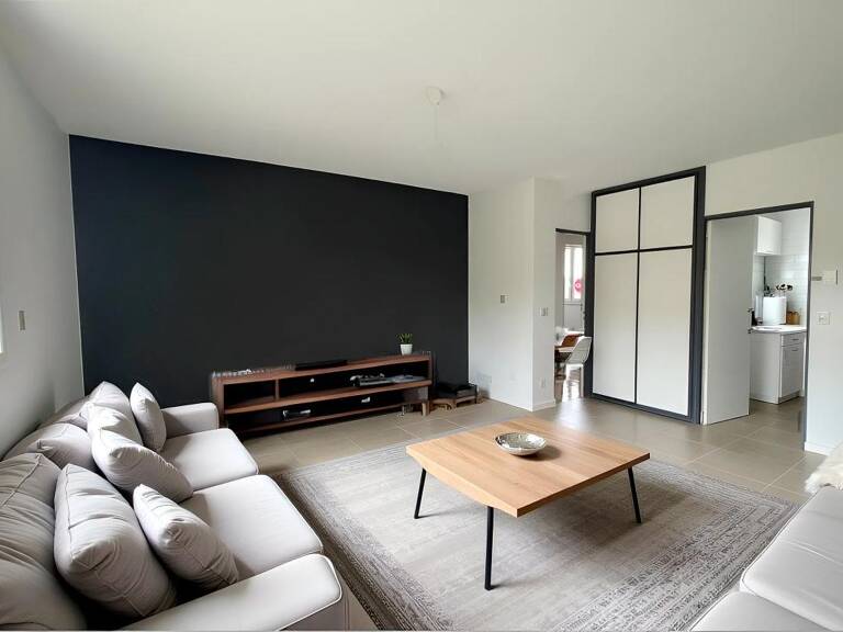 F4 3 chambres - cave- stationnement exterieur — photo 1