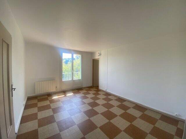 Appartement À Louer — photo du bien