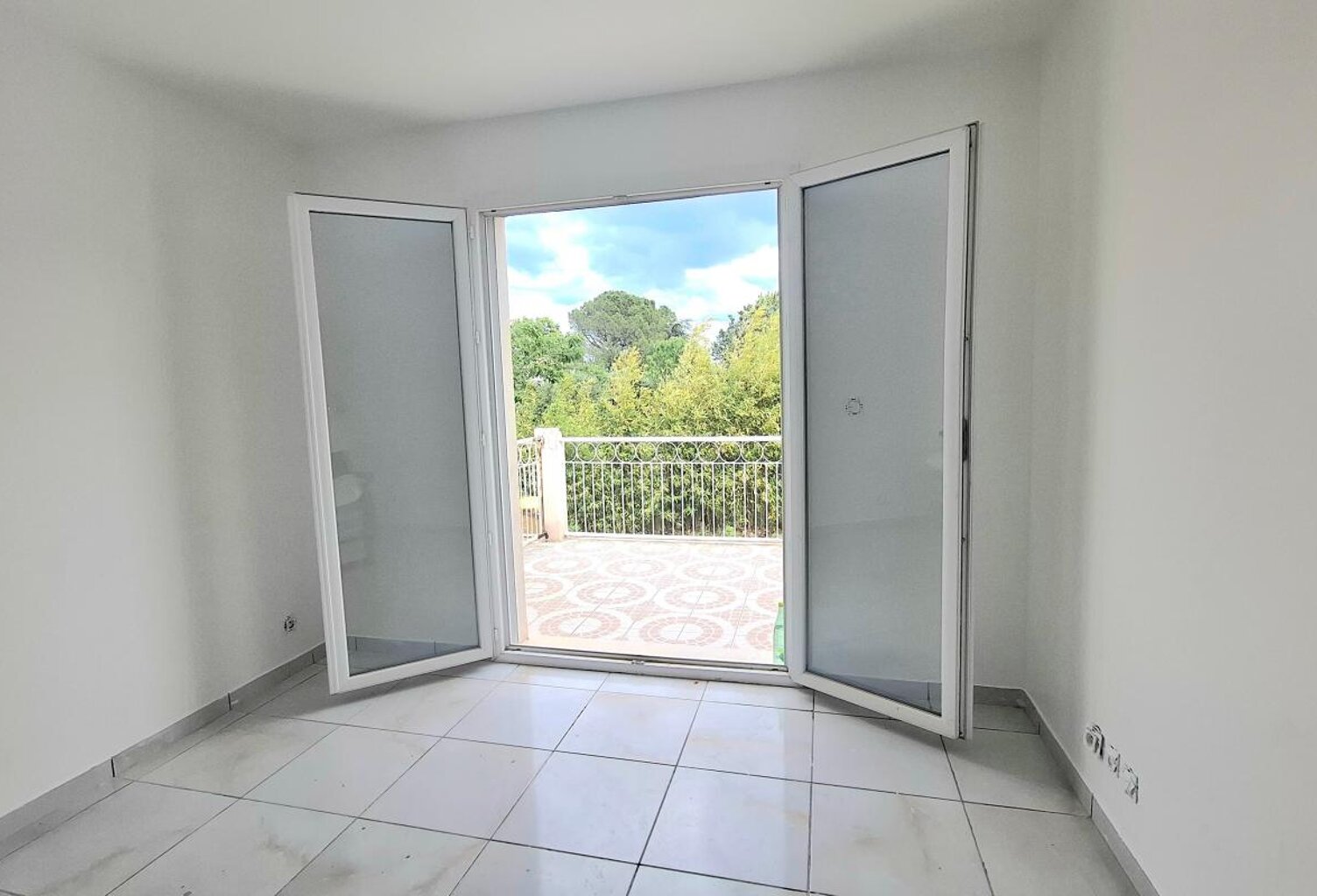 Maison À Vendre — photo 1