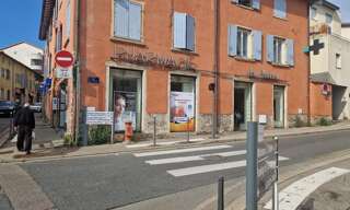 Commerce  128 m² à louer à Francheville (69340)