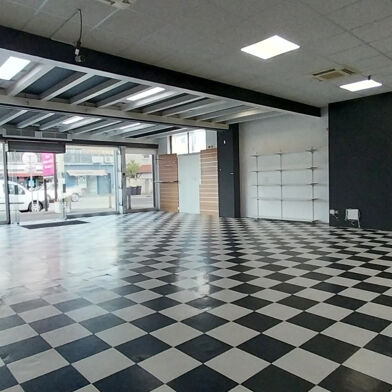 Immeuble  302000 €