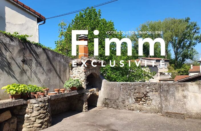 MAISON de VILLAGE AVEC POTENTIEL — photo 2