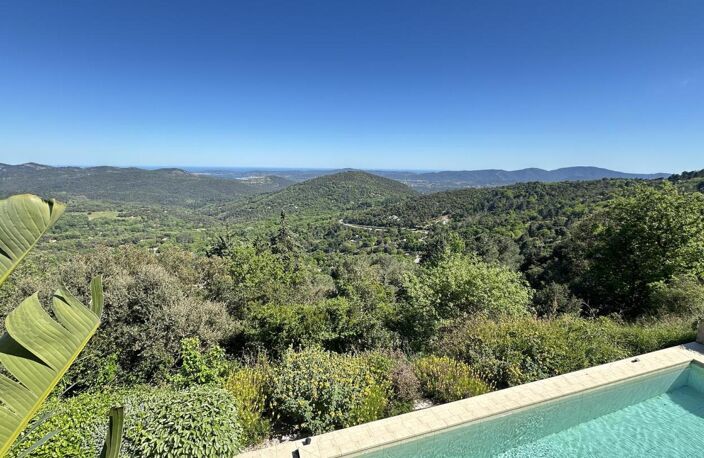 Belle villa avec piscine, sauna et vue panoramique — photo 3