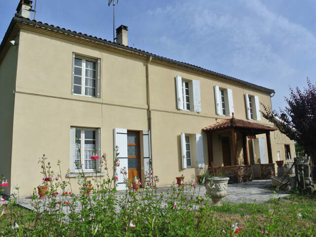 Maison à Marmande 5 chambres, 2 salles d'eau et une salle de — photo du bien