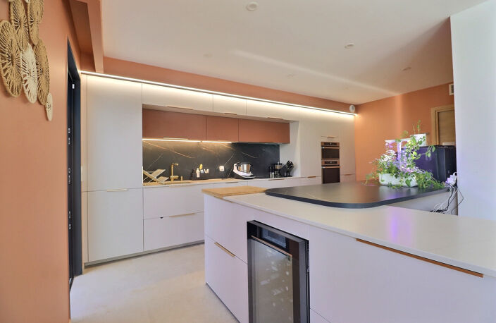 Villa contemporaine de 2023   162 m2 habitables   Prestation — photo 4