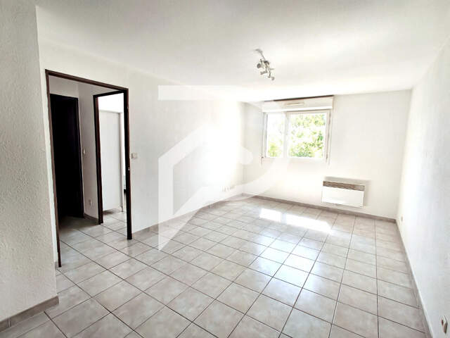 Appartement T3 50m2 garage LE PONTET — photo du bien