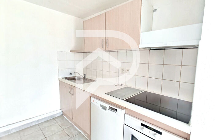Appartement T3 50m2 garage LE PONTET — photo 3