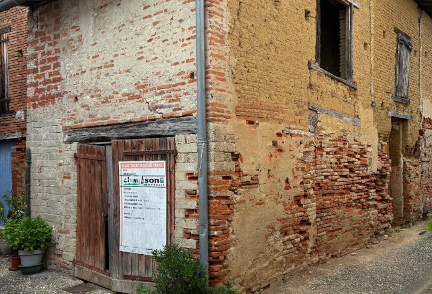VERDUN-SUR-GARONNE  Centre historique. — photo 1