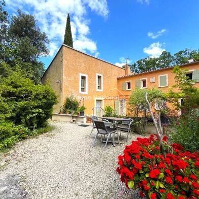 Maison 13 pièces 990000 €