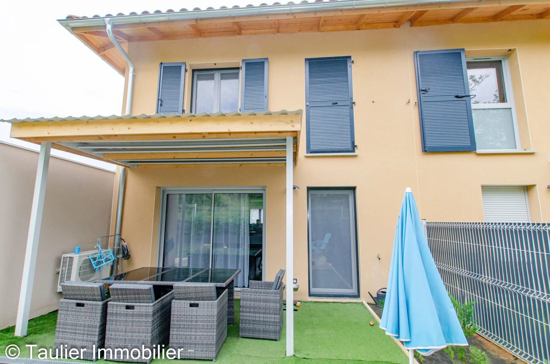 Villa / Maison 4 pièces  à vendre Chatte 38160