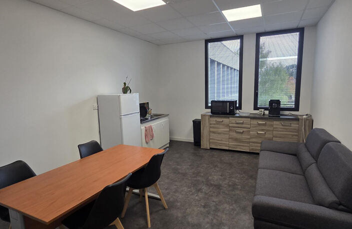 A VENDRE Bureaux 289m2 - Angers SUD — photo 4