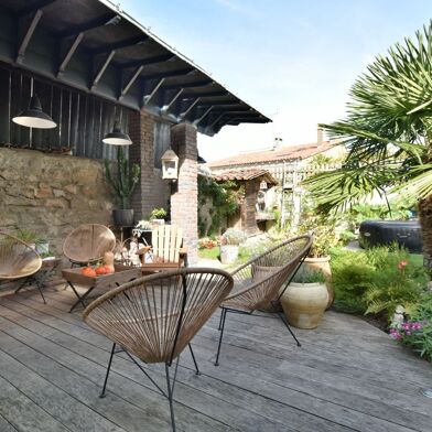 Maison 7 pièces 399000 €