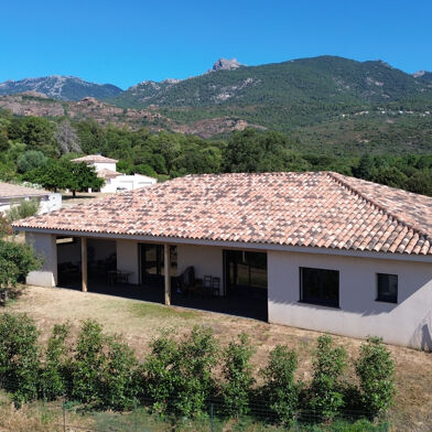 Maison 5 pièces 681000 €