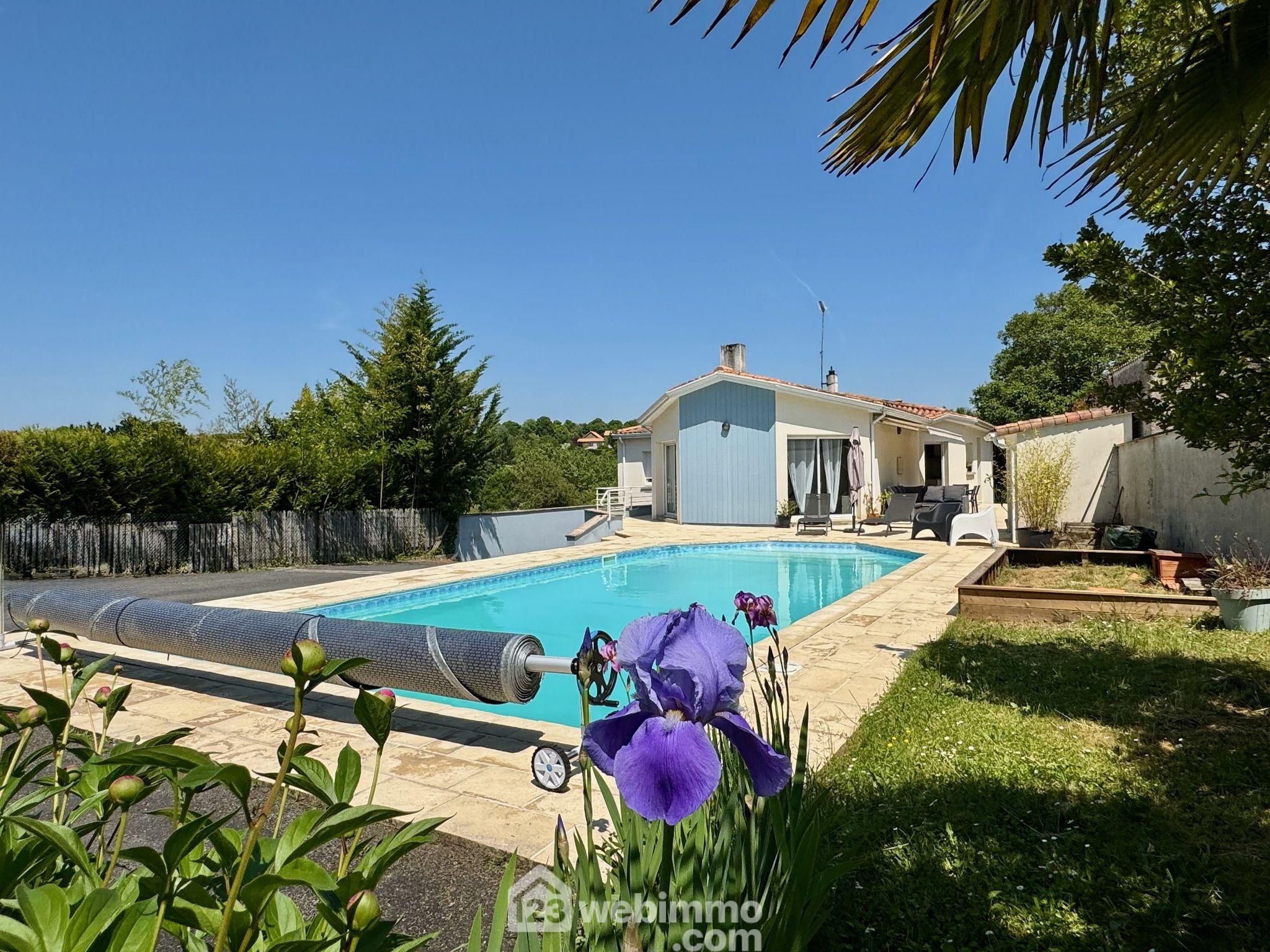 Maison d'architecte - 146m² - Montamisé