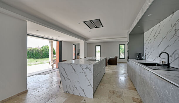 Villa / Maison 4 pièces  à vendre Aimargues 30470