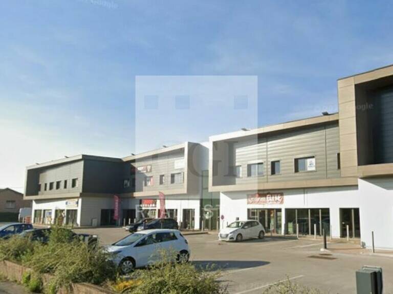 BUREAUX à LOUER — photo 1