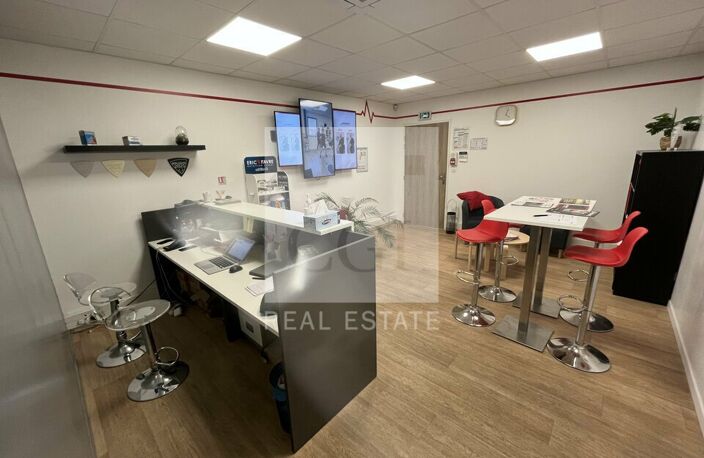 BUREAUX à LOUER — photo 4