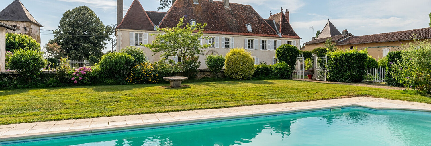 Maison 9 Pièces 320 m² à vendre à Bourg-en-Bresse (01000)