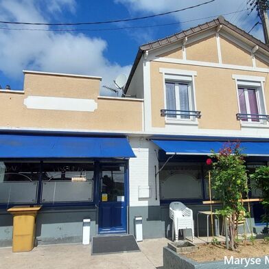 Commerce  418000 €