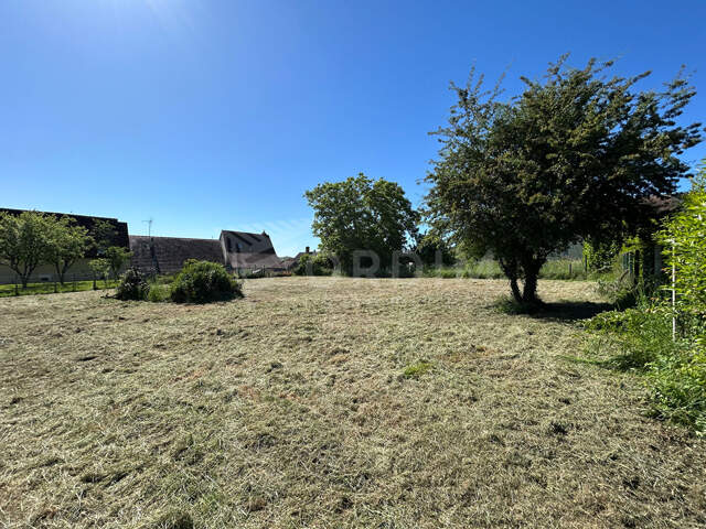 Beau terrain à bâtir - Villefargeau ! 827 m² — photo du bien