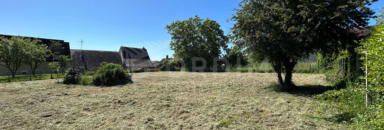 Terrain  827 m² à vendre à Villefargeau (89240)