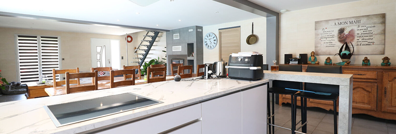 Maison 8 Pièces 197 m² à vendre à Saint-Cyprien (66750)