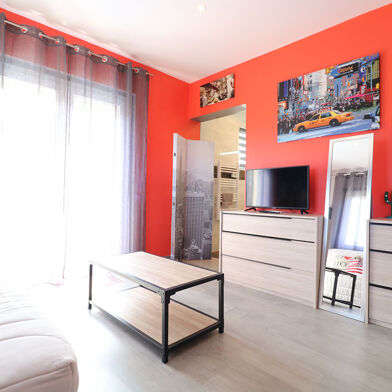 Maison 8 pièces 749000 €