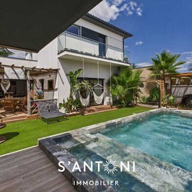 Maison 4 pièces 699000 €