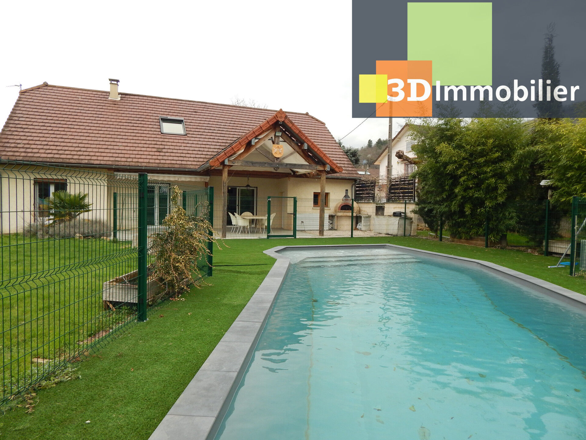 Vente maison - 8 pièce(s)
