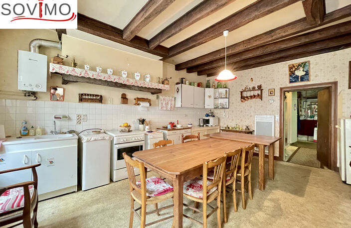 MAISON DE VILLAGE AVEC GRANGE ET JARDIN SÉPARÉS — photo 4