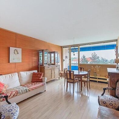 Appartement 5 pièces 213000 €