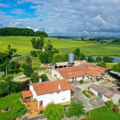 Maison 7 pièces 293216 €