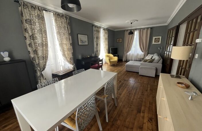 Maison en pierre de 4 pièces principales — photo 2