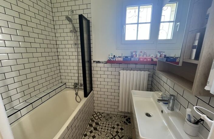 Maison en pierre de 4 pièces principales — photo 4