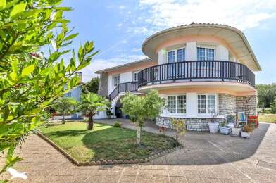 Maison 7 pièces 730800 €