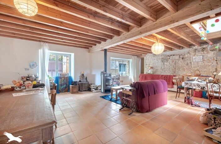 Maison en pierre de 7 pièces principales — photo 3