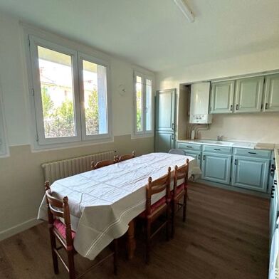 Appartement 5 pièces 184000 €