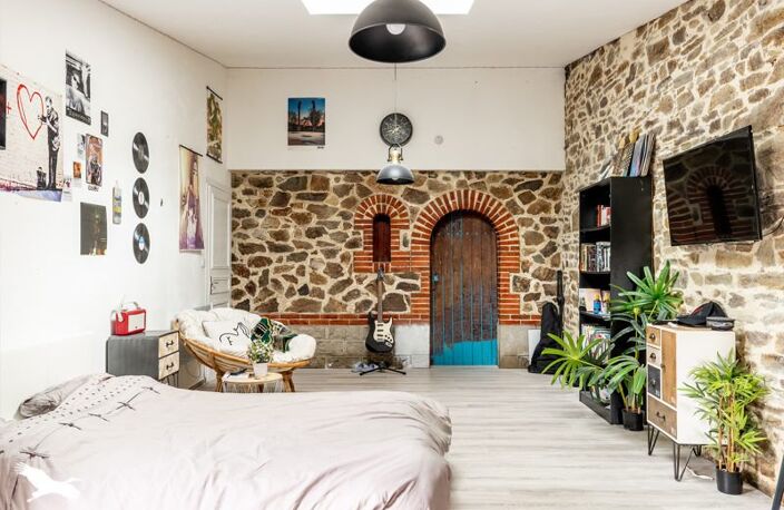 Maison en pierre de 5 pièces principales — photo 2