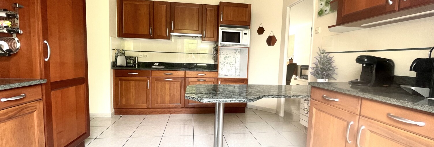 Maison 6 Pièces 148 m² à vendre à Mandres-les-Roses (94520)