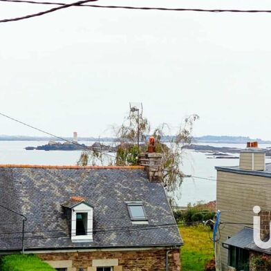 Maison 8 pièces 270000 €