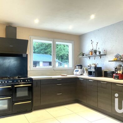 Maison 9 pièces 215000 €