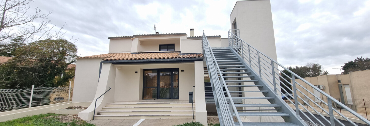 Commerce  70 m² à louer à Sommières (30250)