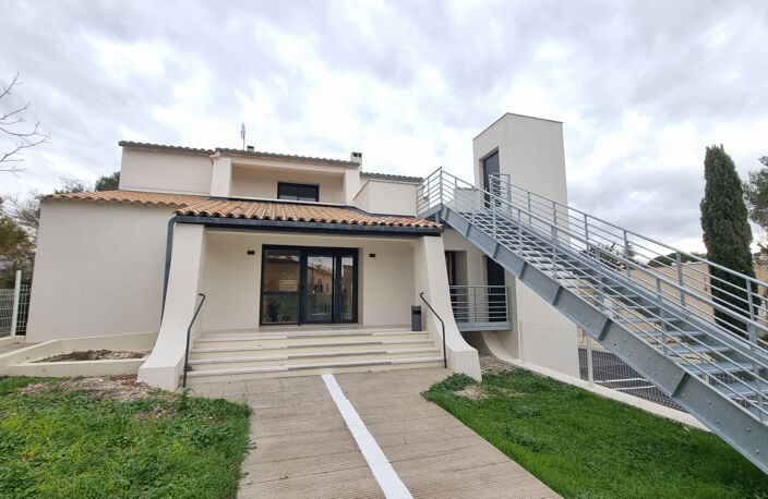 LOCATION LOCAL PROFESSIONNEL SOMMIERES — photo 5