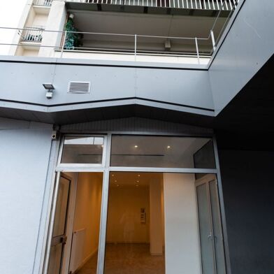 Commerce  179000 €