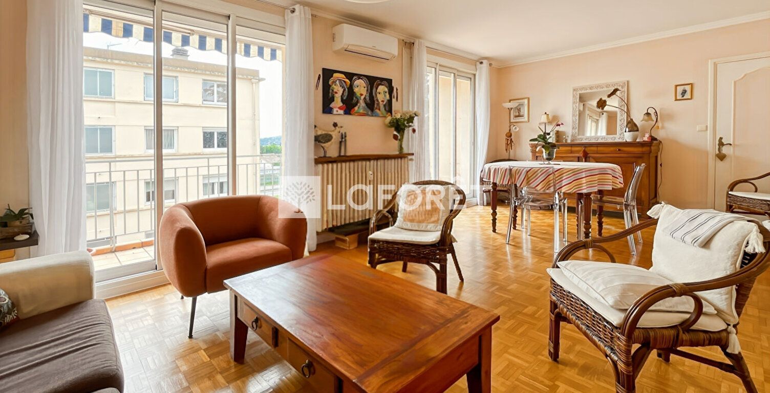 Appartement T4 à vendre  - Guilherand-Granges — photo 1